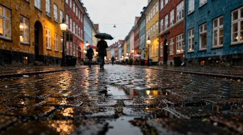 Copenhagen on a rainy day — what to do when it is grey and wet — What to do in Copenhagen when it rains — the best museums, covered markets, café