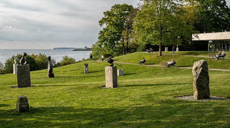 Humlebæk & Louisiana Museum — Day Trip from Copenhagen