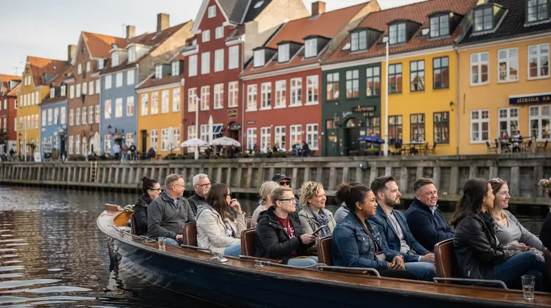 Copenhagen Canal Cruise: Which Option Is Actually Worth Booking — Honest comparison of Copenhagen canal cruises — Gammel Strand, electric boats, S